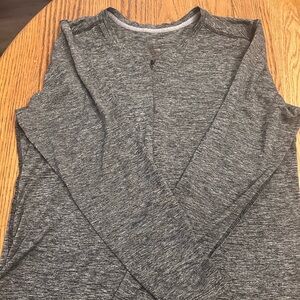 Women's Gray Long Sleeve 3/4 Zip Active Wear Top Size Lg Fits like Medium